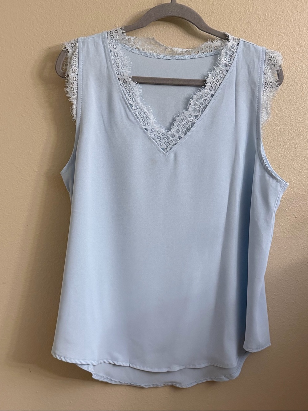 Sleeveless V-Neck Lace Trim Chemise in Light Blue Size XL
